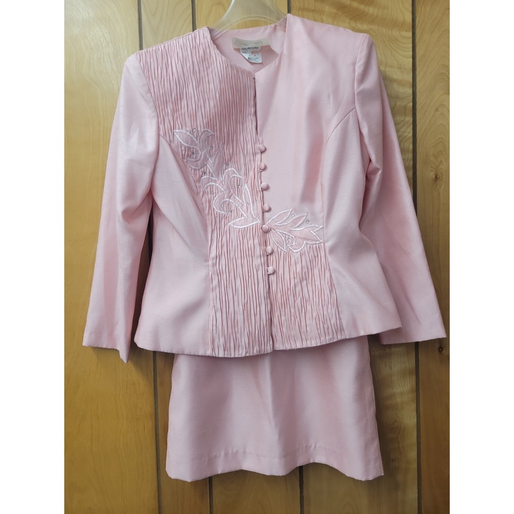 Vintage Silhouettes Two Piece Skirt Blouse Women's Size 8 Pink Set Embroidered